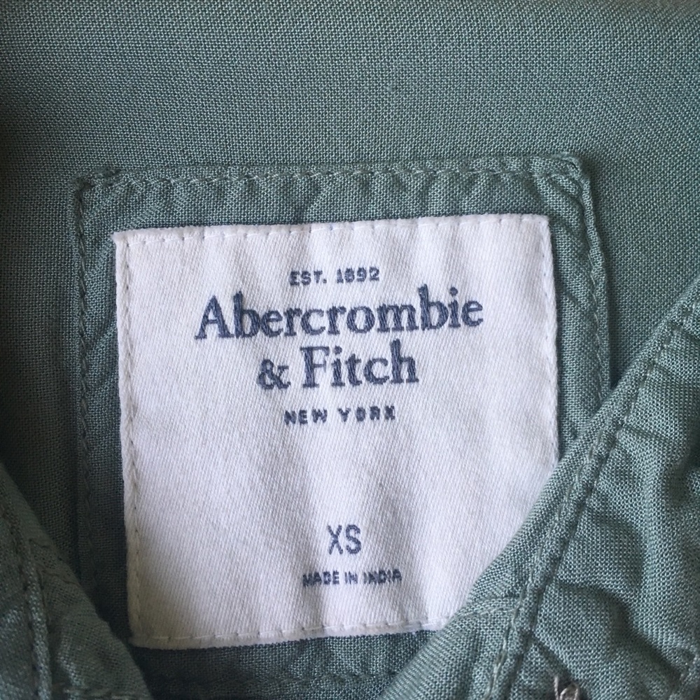 A & F Casual Soft Button Down Olive Army Green XS - Picture 8 of 8